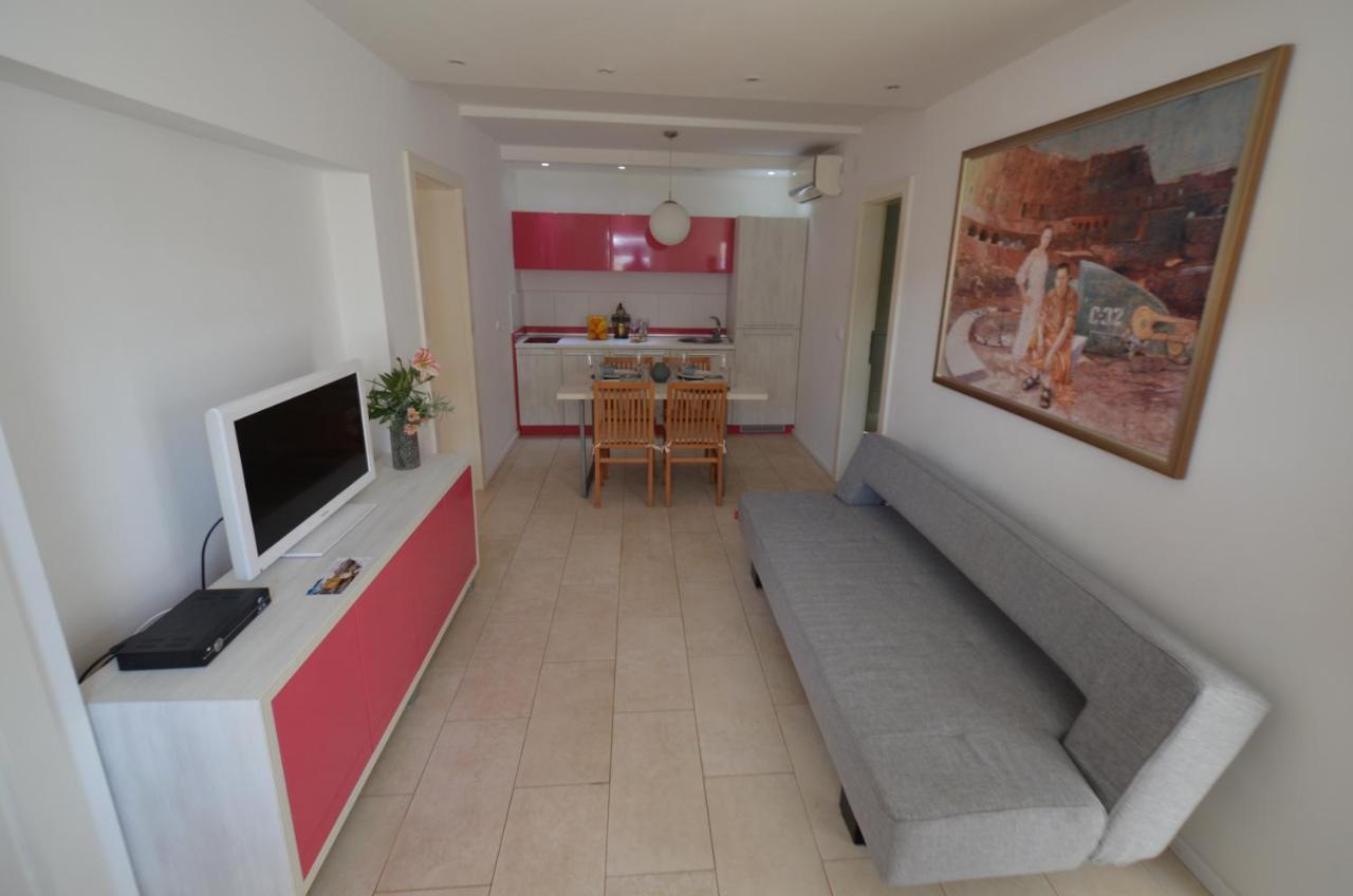 Apartments Karmen Maria Novigrad Istria Dış mekan fotoğraf