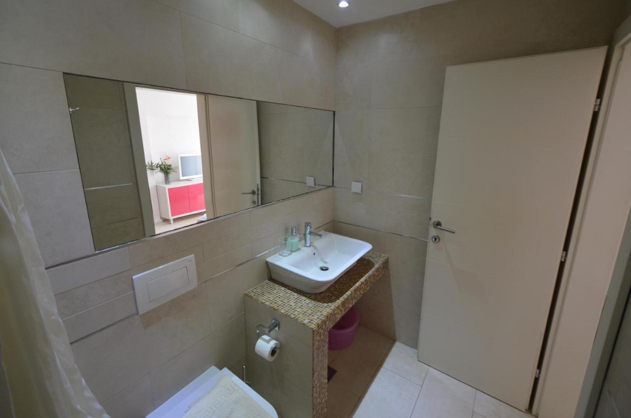 Apartments Karmen Maria Novigrad Istria Dış mekan fotoğraf